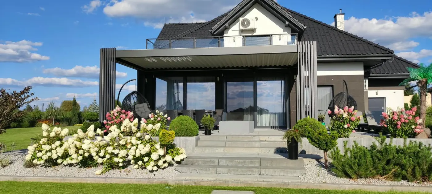 Pergola aluminiowa KAMET — realizacja 01