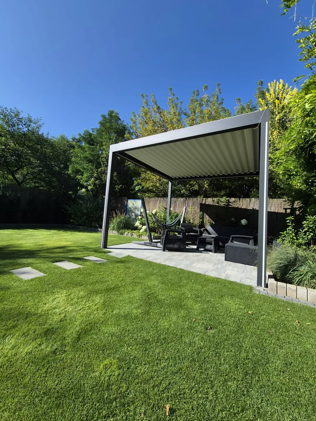 Pergola aluminiowa KAMET — realizacja 14