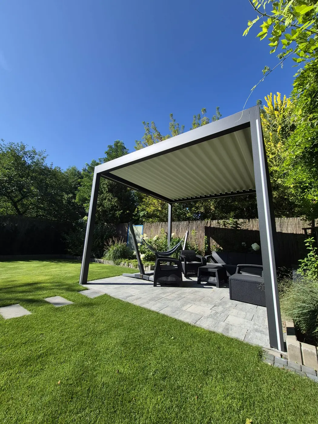 Pergola aluminiowa KAMET — realizacja 15