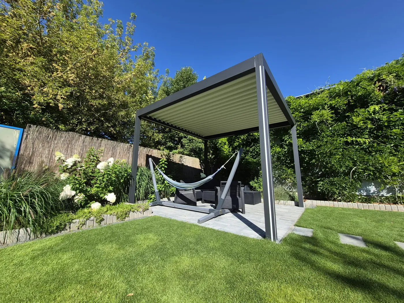Pergola aluminiowa KAMET — realizacja 16