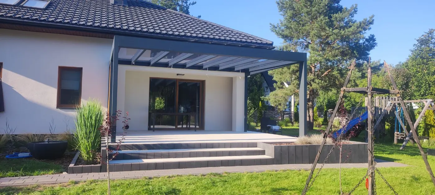 Pergola aluminiowa KAMET — realizacja 18