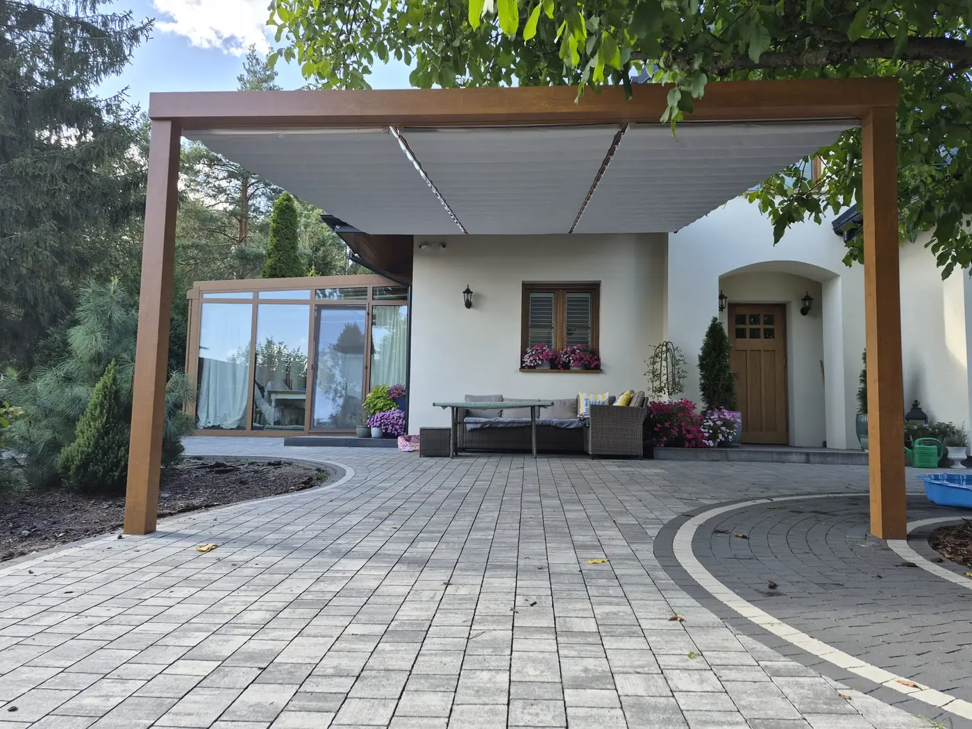 Pergola aluminiowa KAMET — realizacja 34