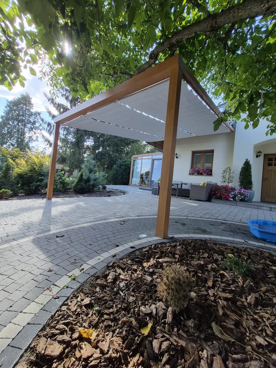 Pergola aluminiowa KAMET — realizacja 35