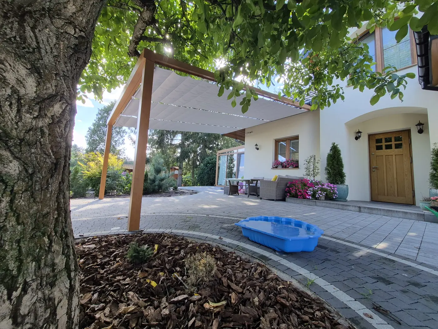 Pergola aluminiowa KAMET — realizacja 36