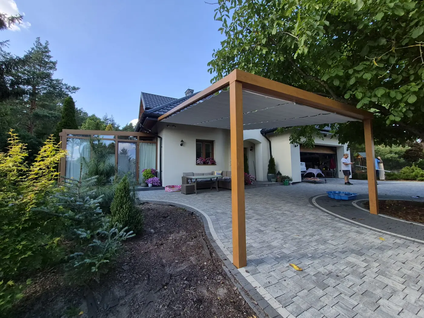 Pergola aluminiowa KAMET — realizacja 37