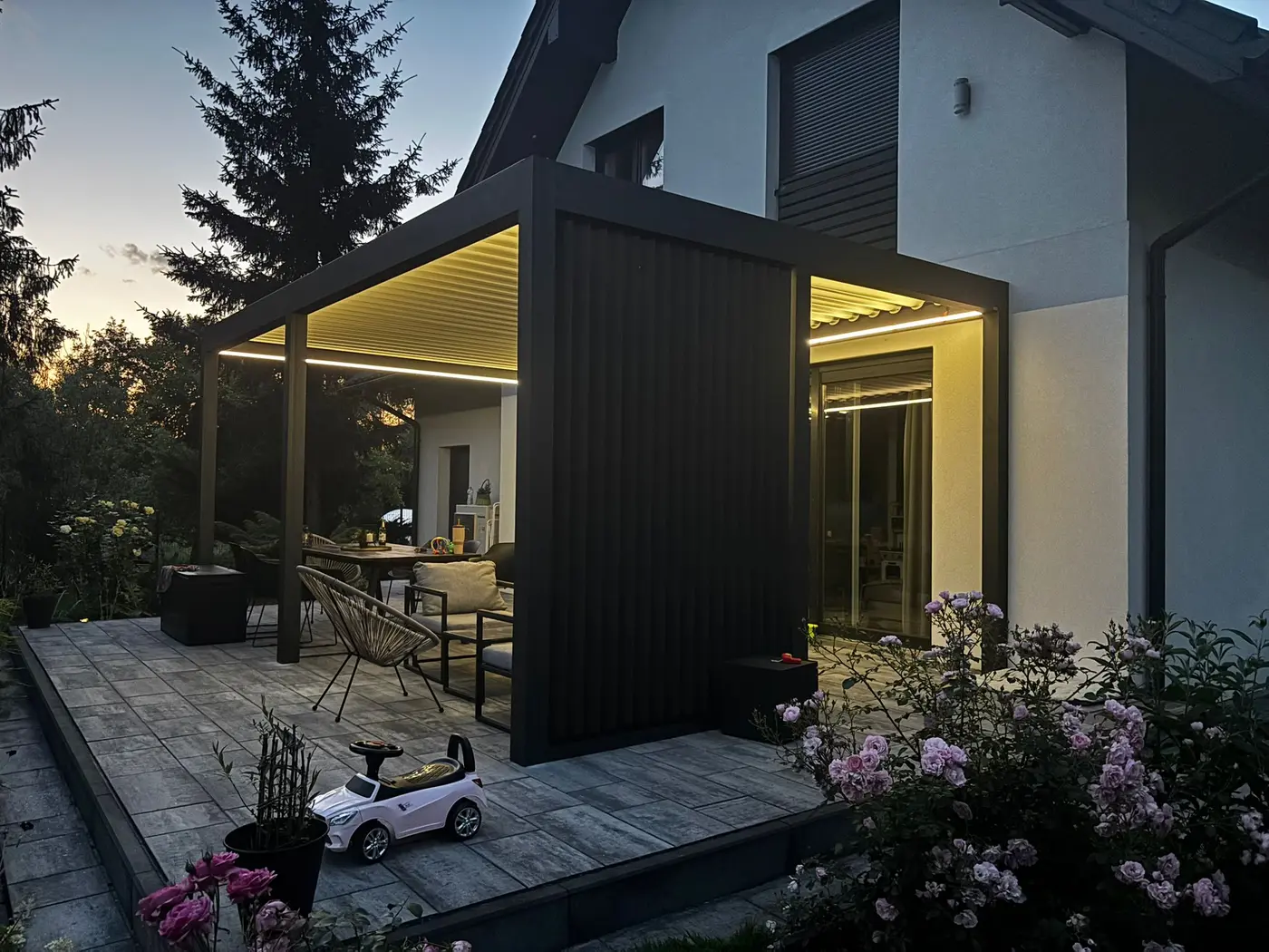 Pergola aluminiowa KAMET — realizacja 44