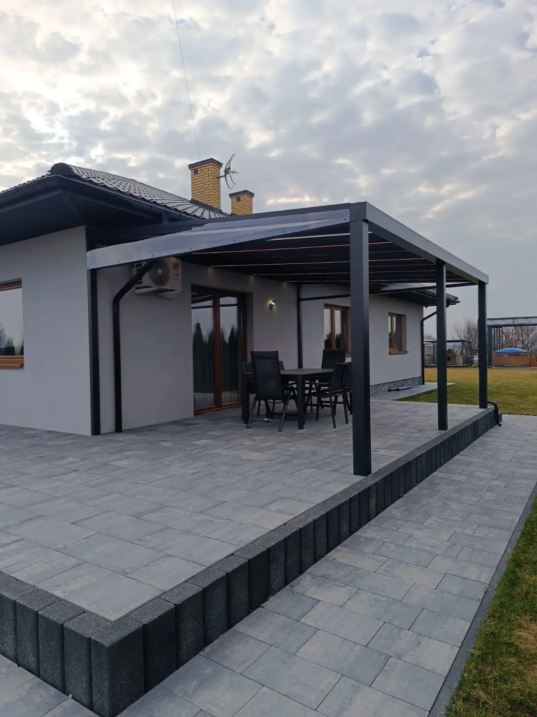 Zadaszenie tarasu KAMET — realizacja 31